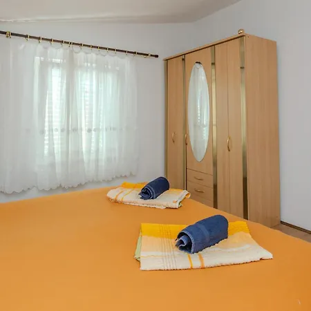 شقة Beautiful In With Kitchen *