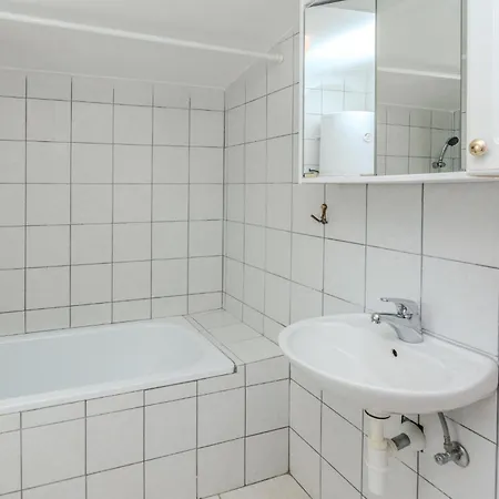 Beautiful In With Kitchen *