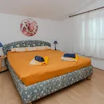 Beautiful In With Kitchen Apartman *