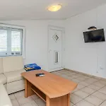 Beautiful In With Kitchen *