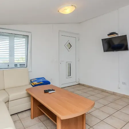 Beautiful In With Kitchen *